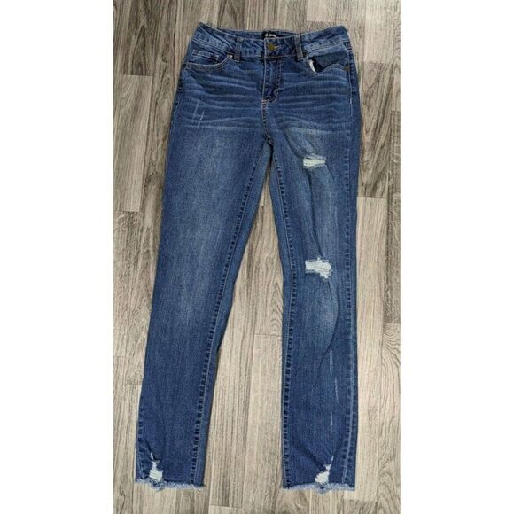 d. jeans Denim - (3/$35) D. Jeans Size 4 Skinny Distressed Fringe Hem Whiskered Denim Blue Jeans